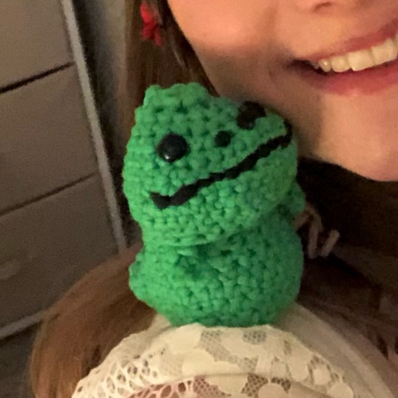 Meet your Posher, Rose - Picture 2 of 3